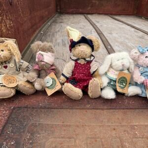 Wonderful vintage lot of 5